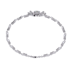 Solitairekart Diamond Bow Bracelet - 1.65 Ct