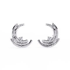 Crescent Moon Diamond Earrings – "Pendientes de Media Luna con Diamantes"