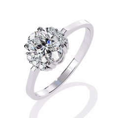 Classic 10-Prong Round Diamond Engagement Ring – 0.72ct